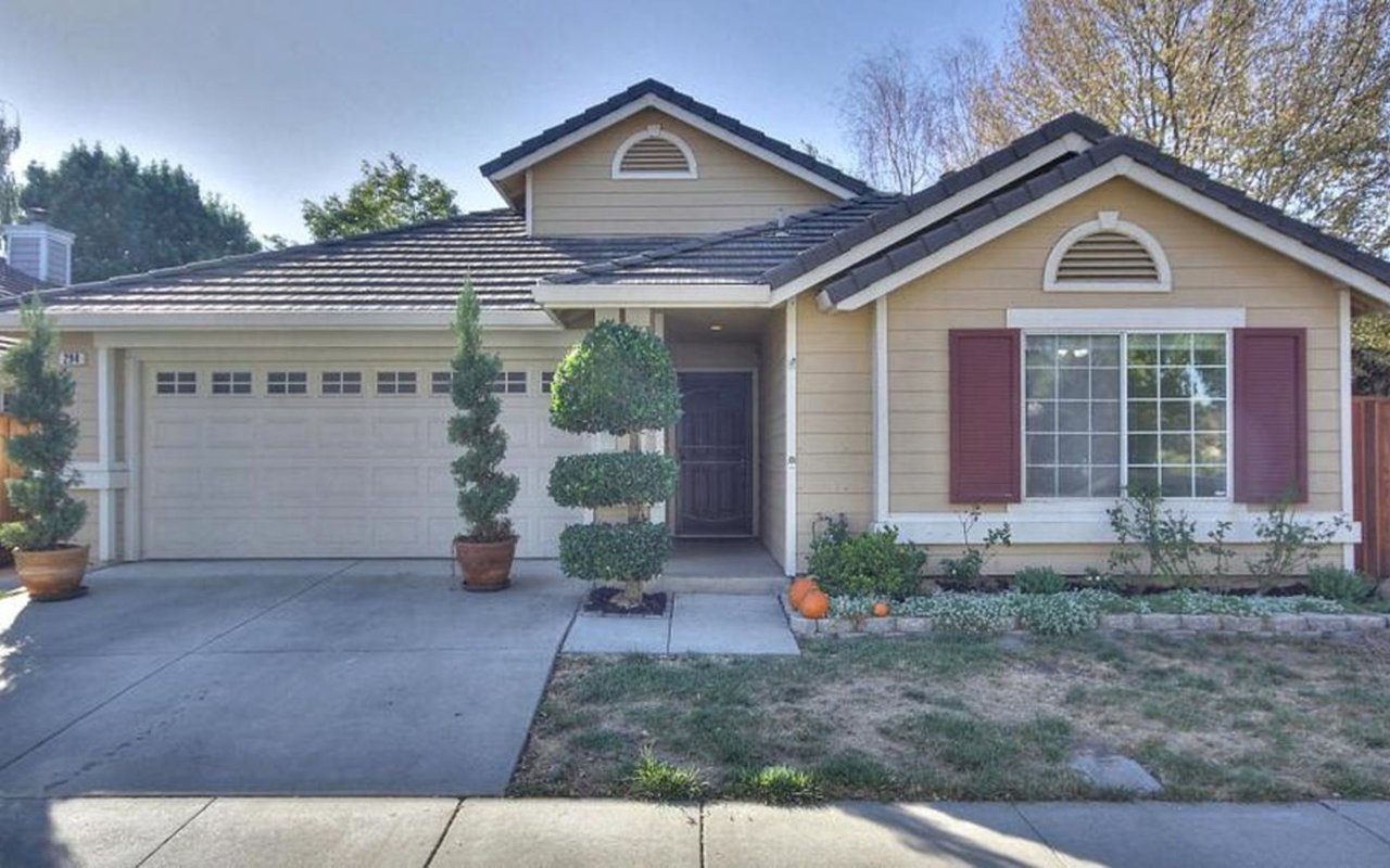 294 Trenton Cir