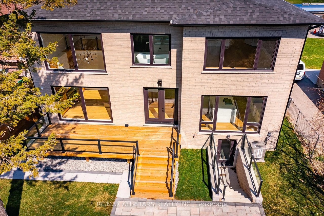 93 Cree Ave