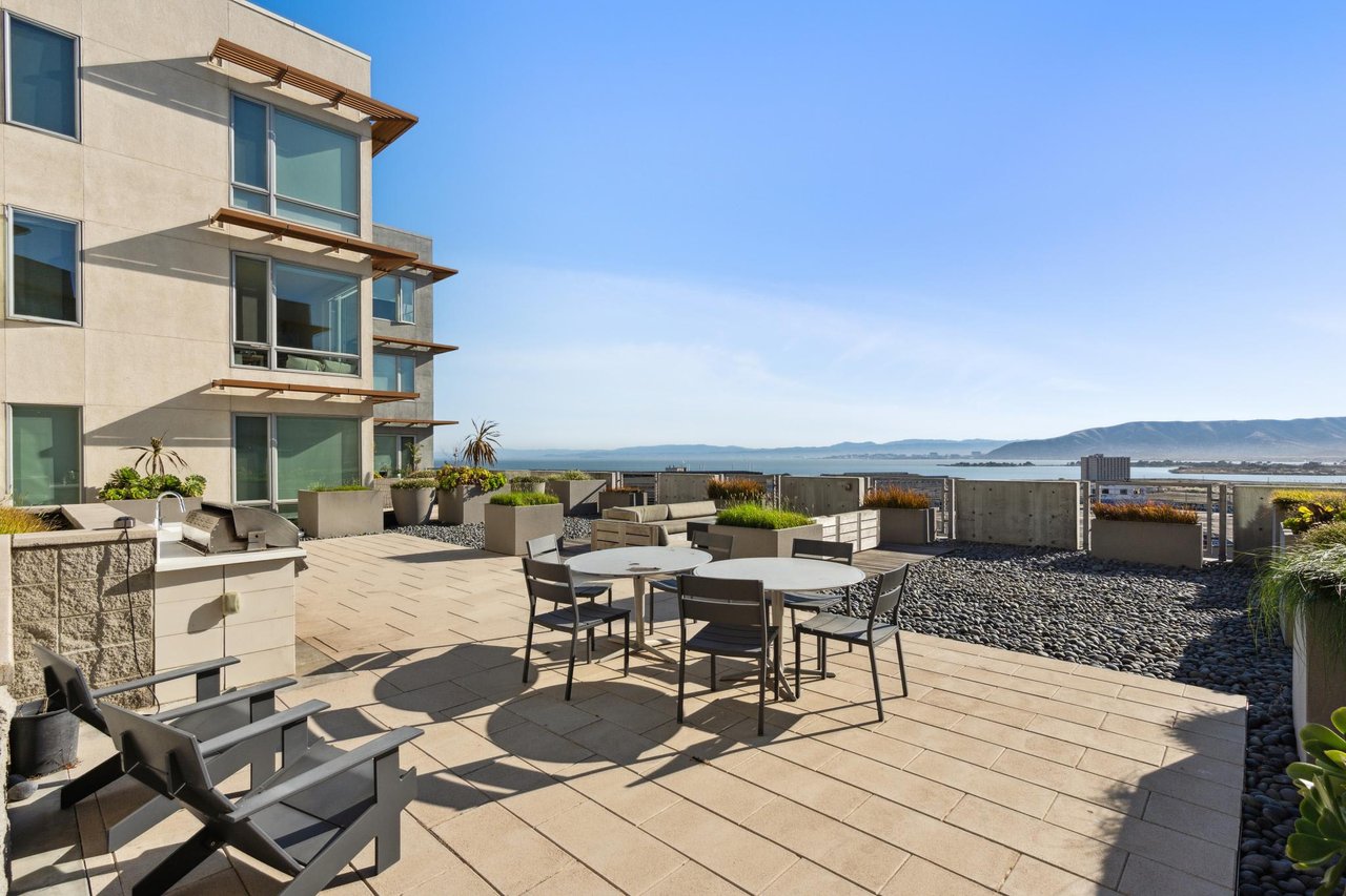 51 Innes Court #401