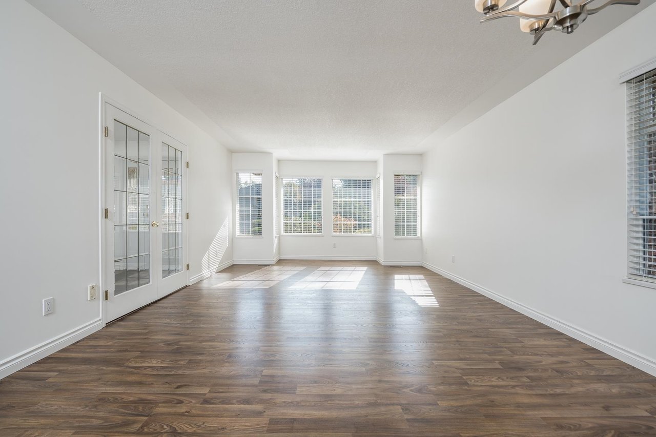 12579 18 Avenue, Surrey