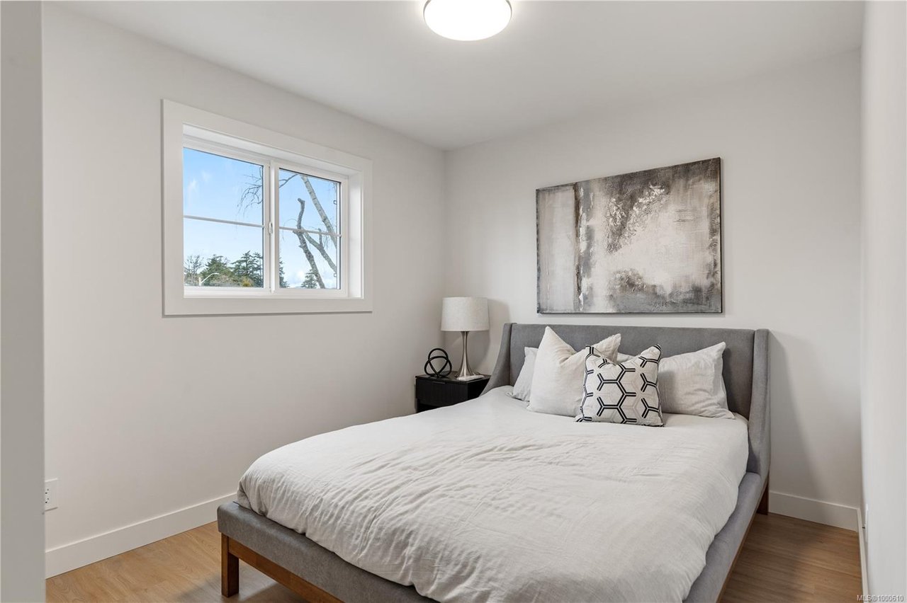 482 Grafton St, Esquimalt