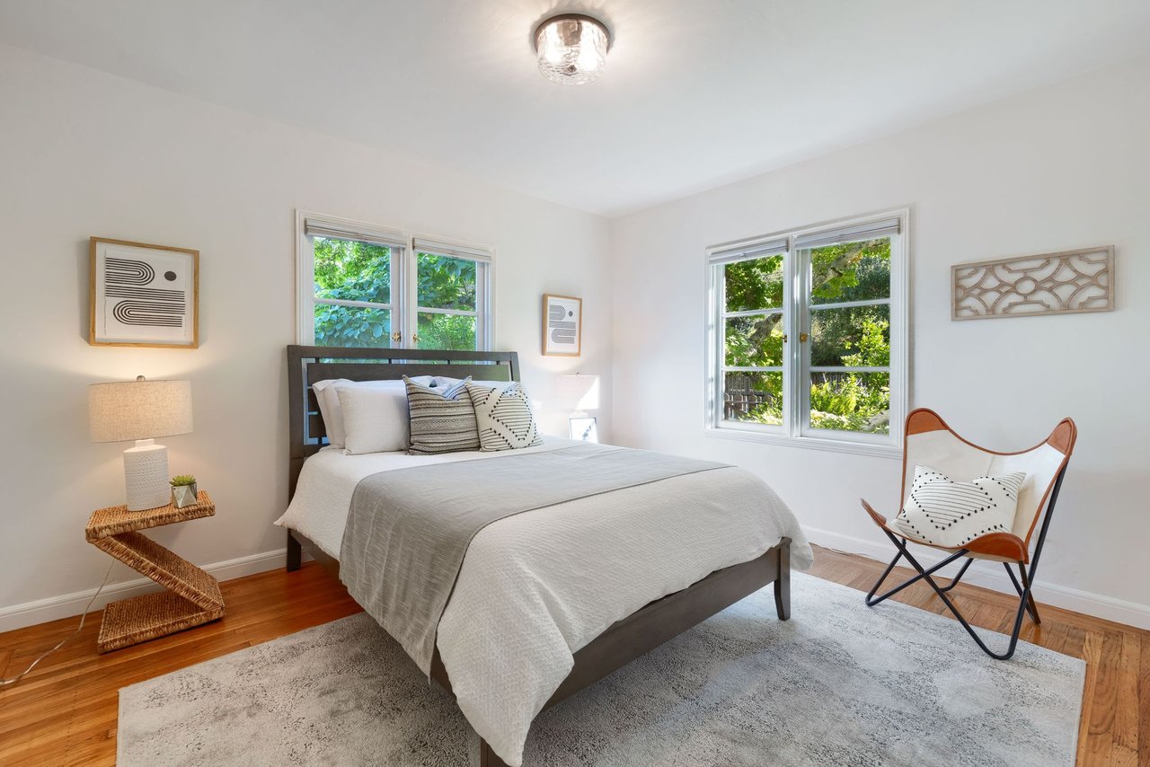 10 Ardmore Road, Larkspur