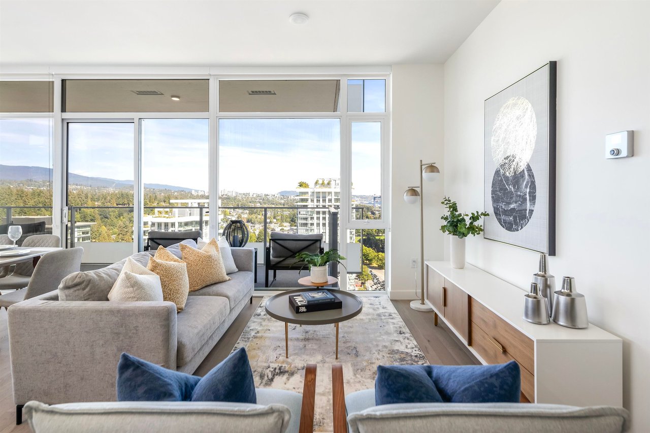 2301-200 Klahanie Ct