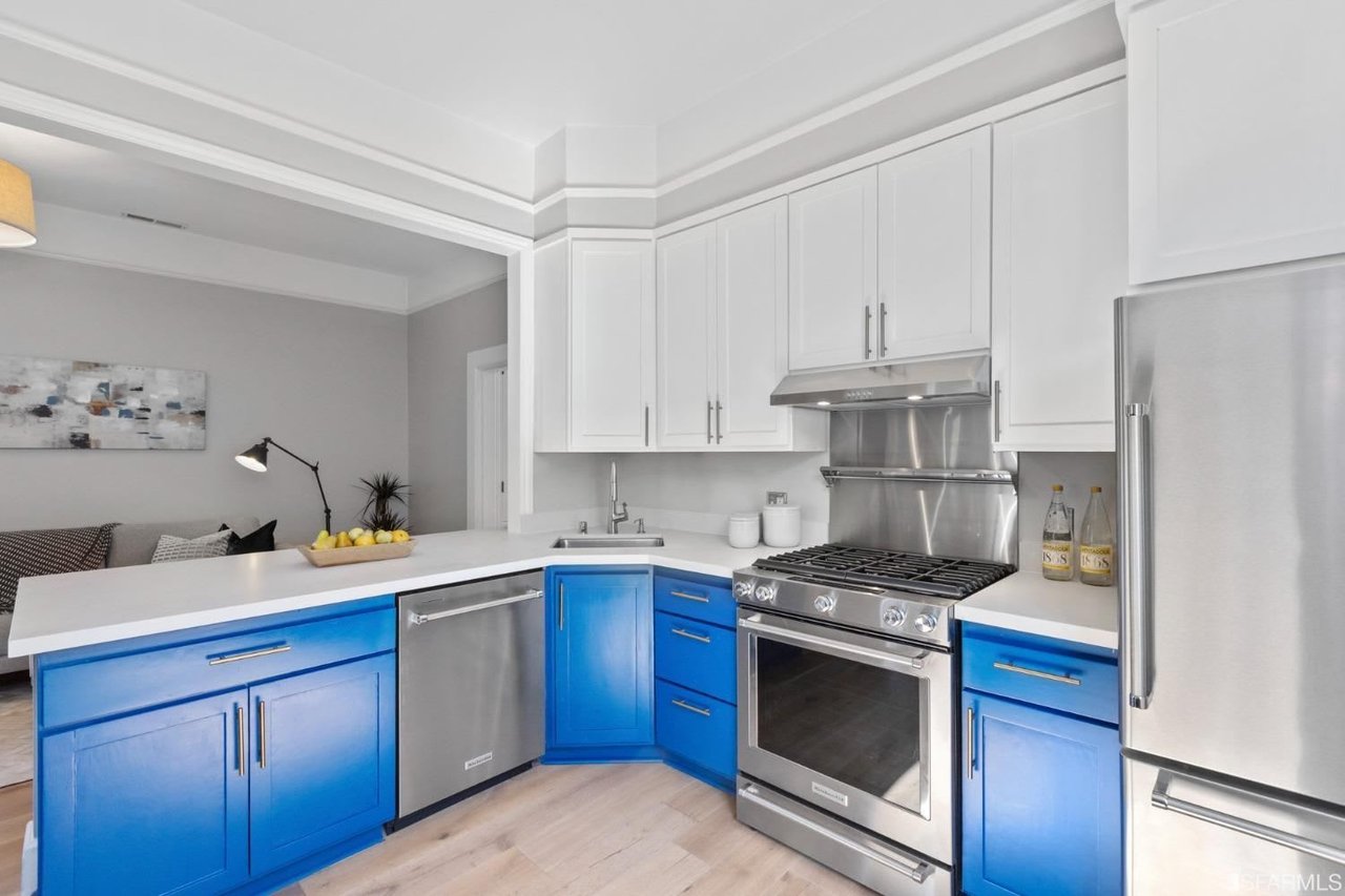 915 A Central Ave