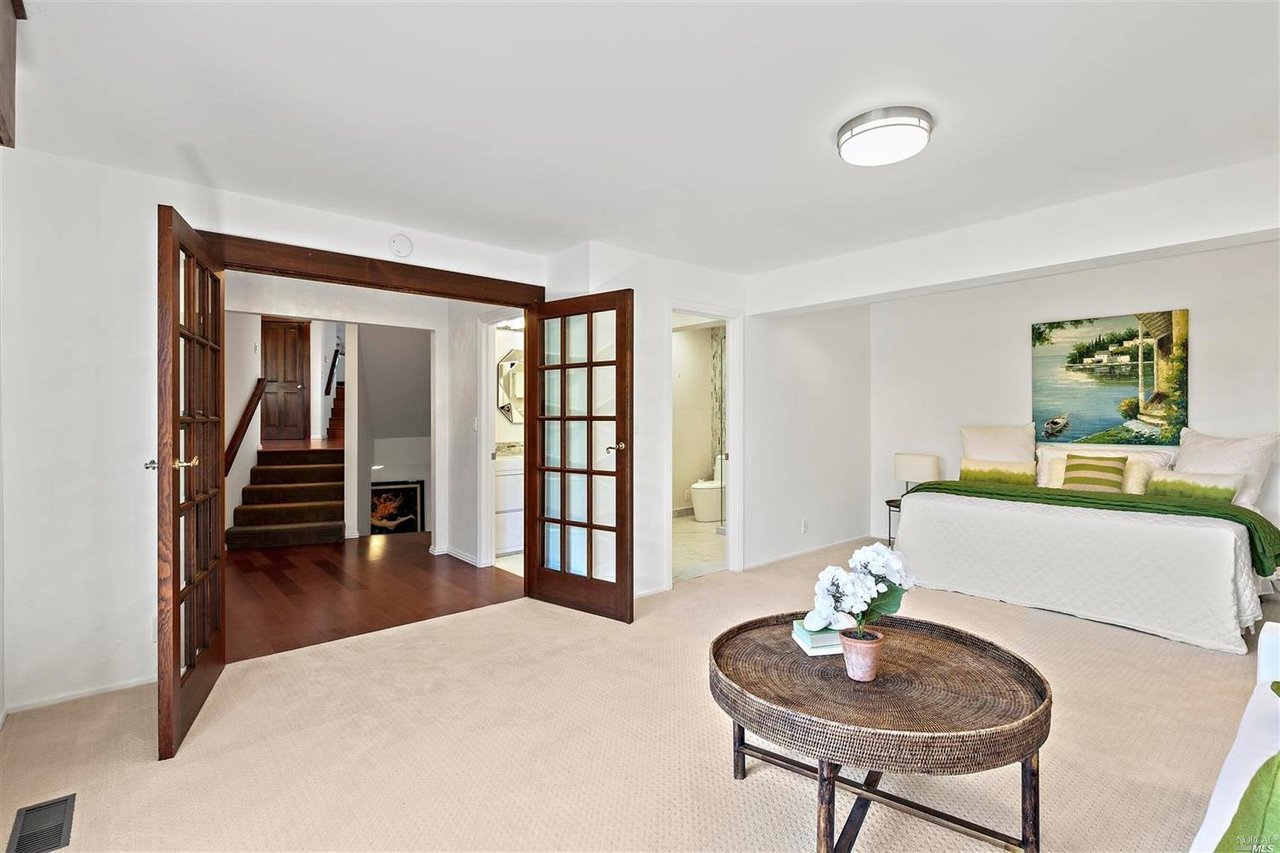 16 Manzanita Pl