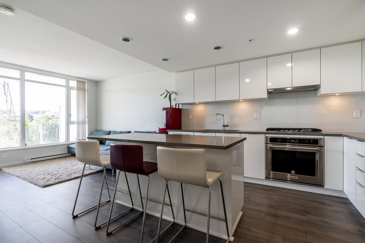 403-2388 Madison Ave