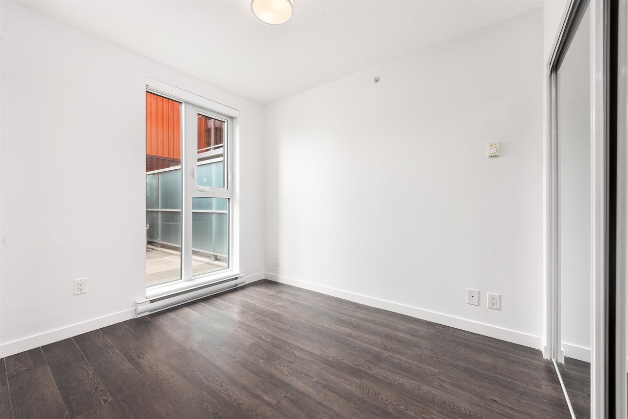 263-955 E Hastings St