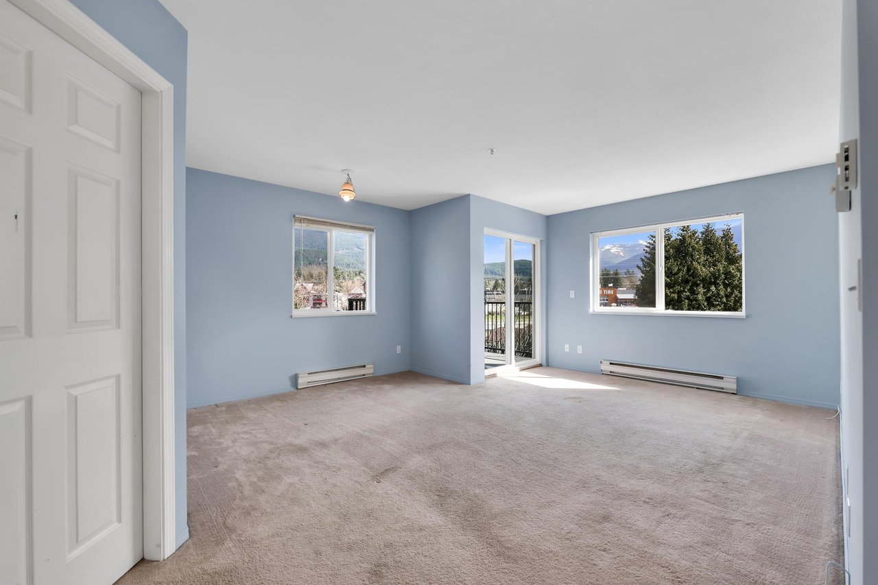 C307-40140 Willow Cres