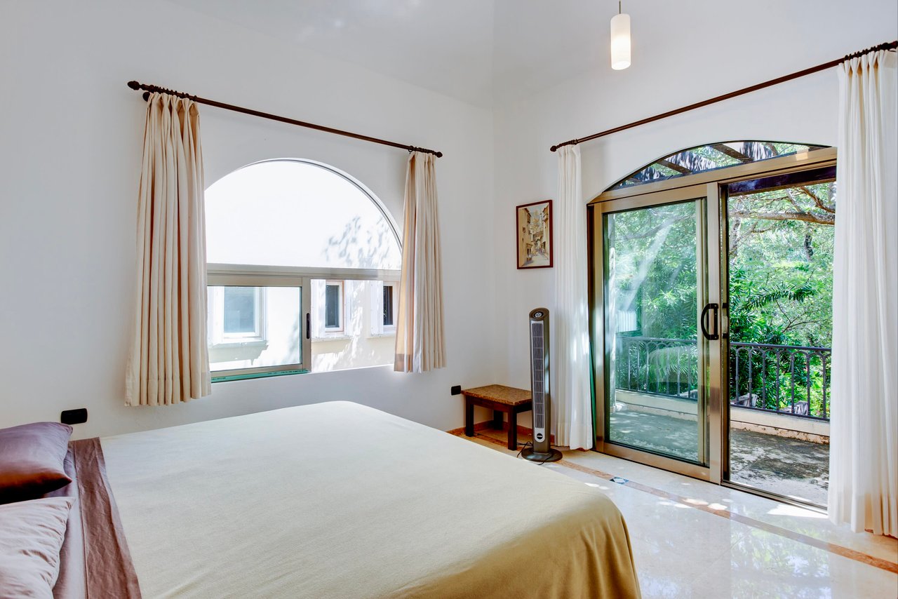  Luxury Villa for sale in Puerto Aventuras, Bedroom