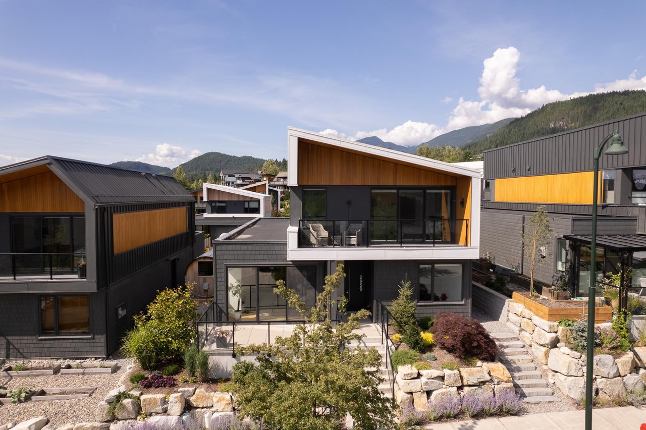 2959 Huckleberry Dr