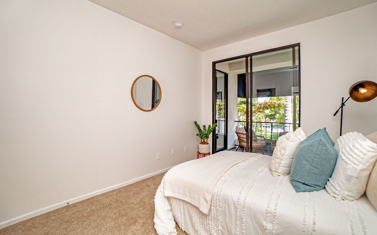 5534 Azure Way