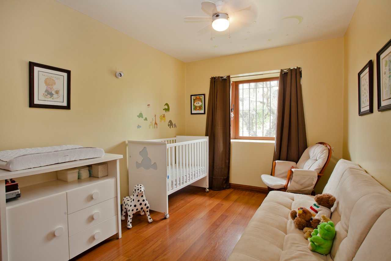 Remodeled Garden Townhome, Escazu, San Jose