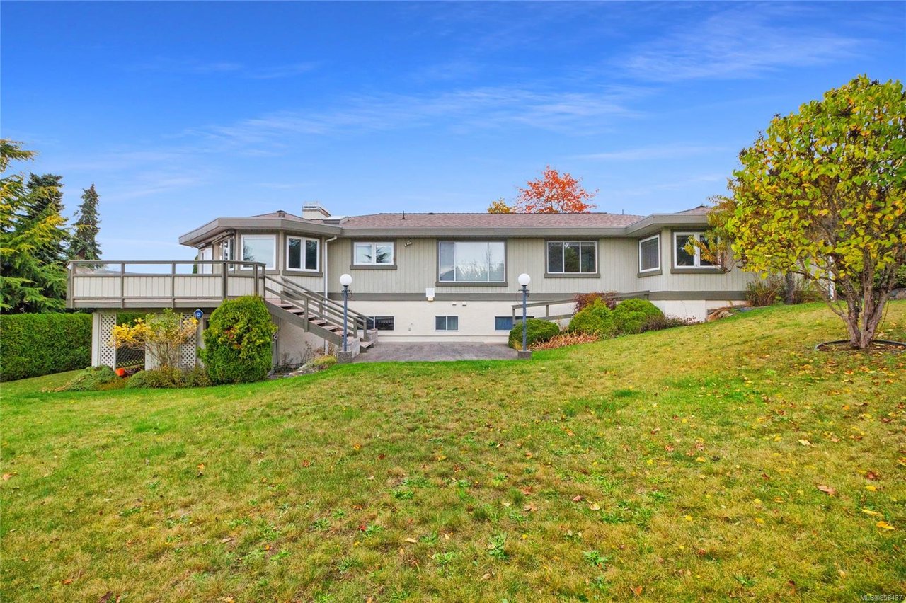 805 Summerwood Pl