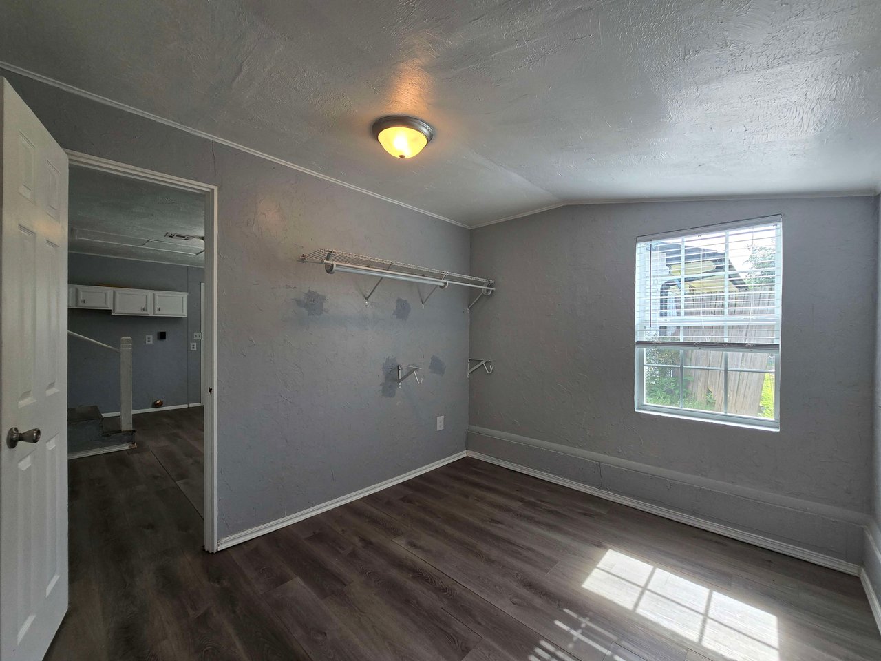 216 W Franklin