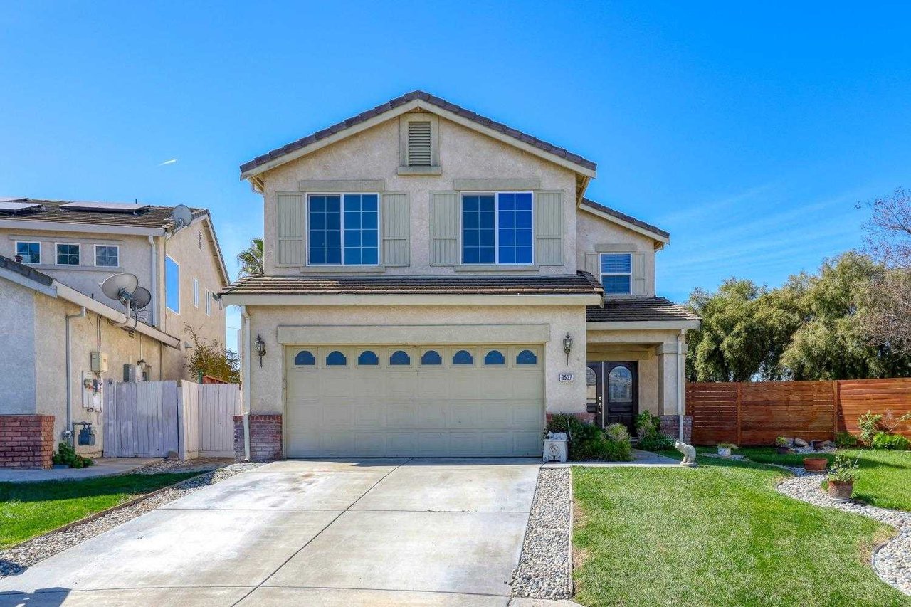 3537 Yacht Drive