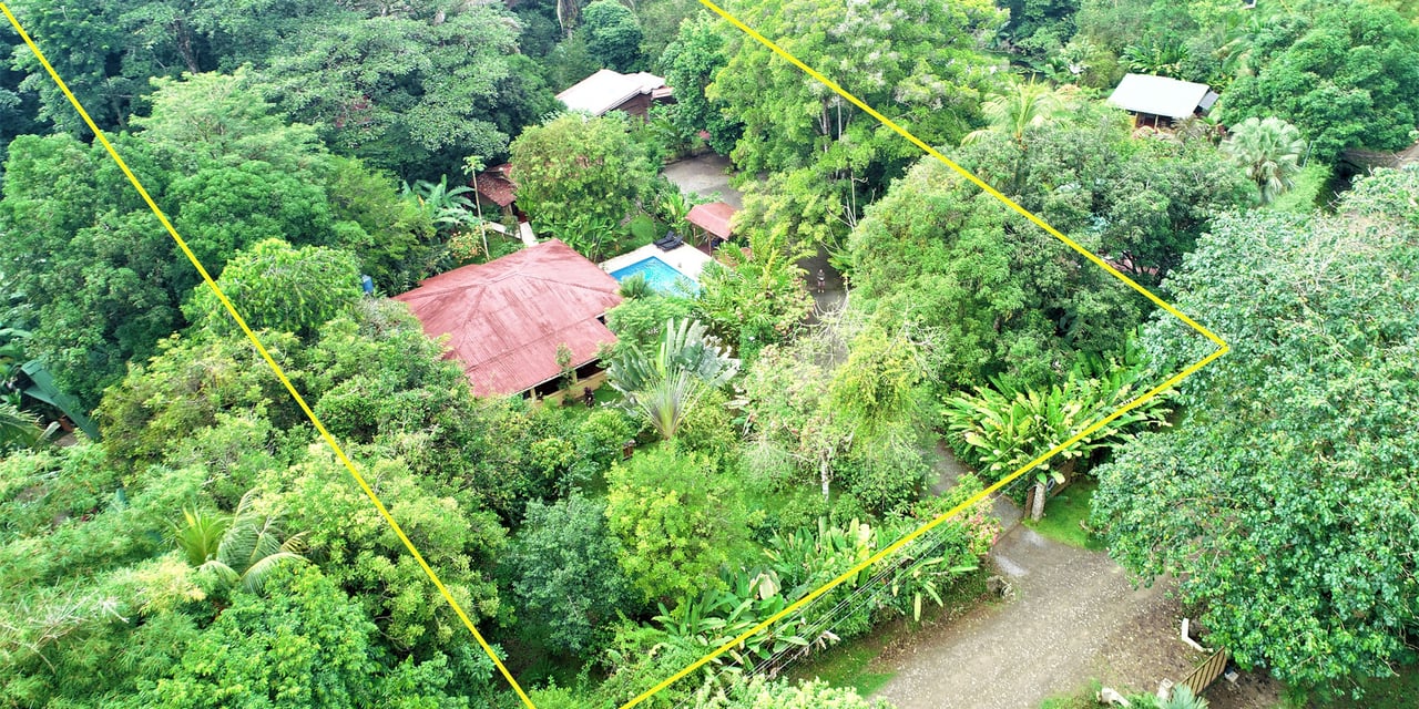Riverfront Boutique Jungle Hotel, Ojochal, Puntarenas