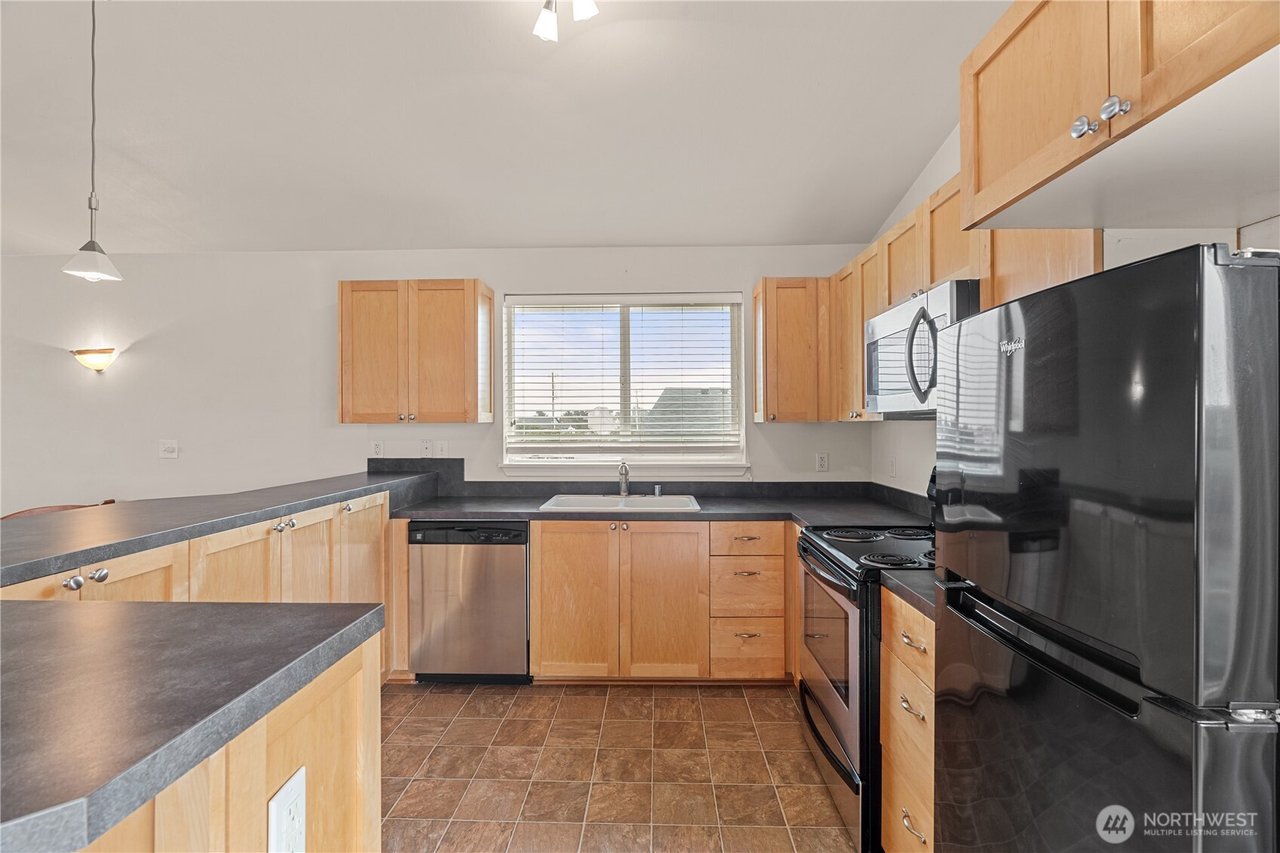 1203 E Ocean Shores Blvd