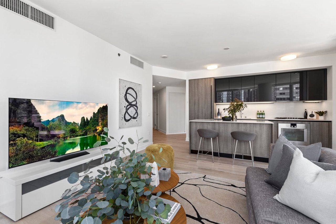 201 Folsom St #15A