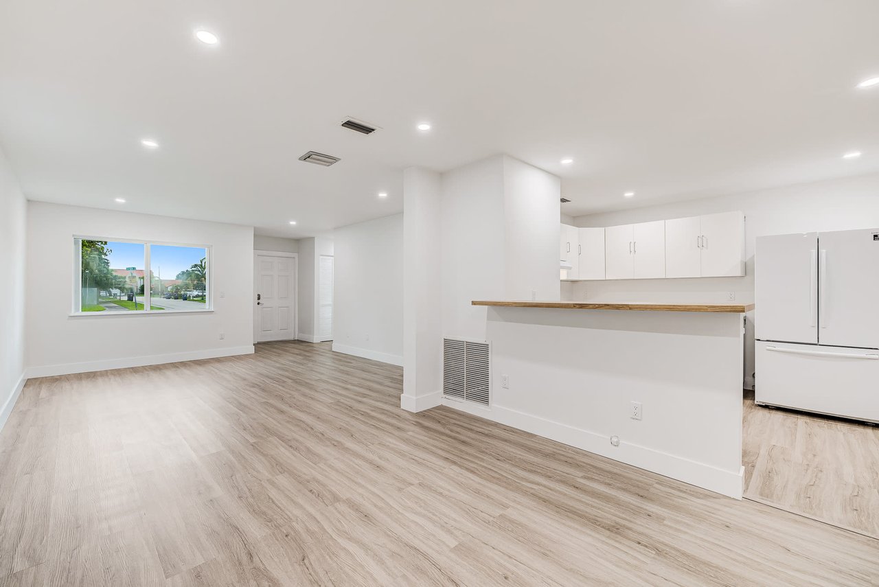 25038 SW 124th Ct, Miami, FL. 33032