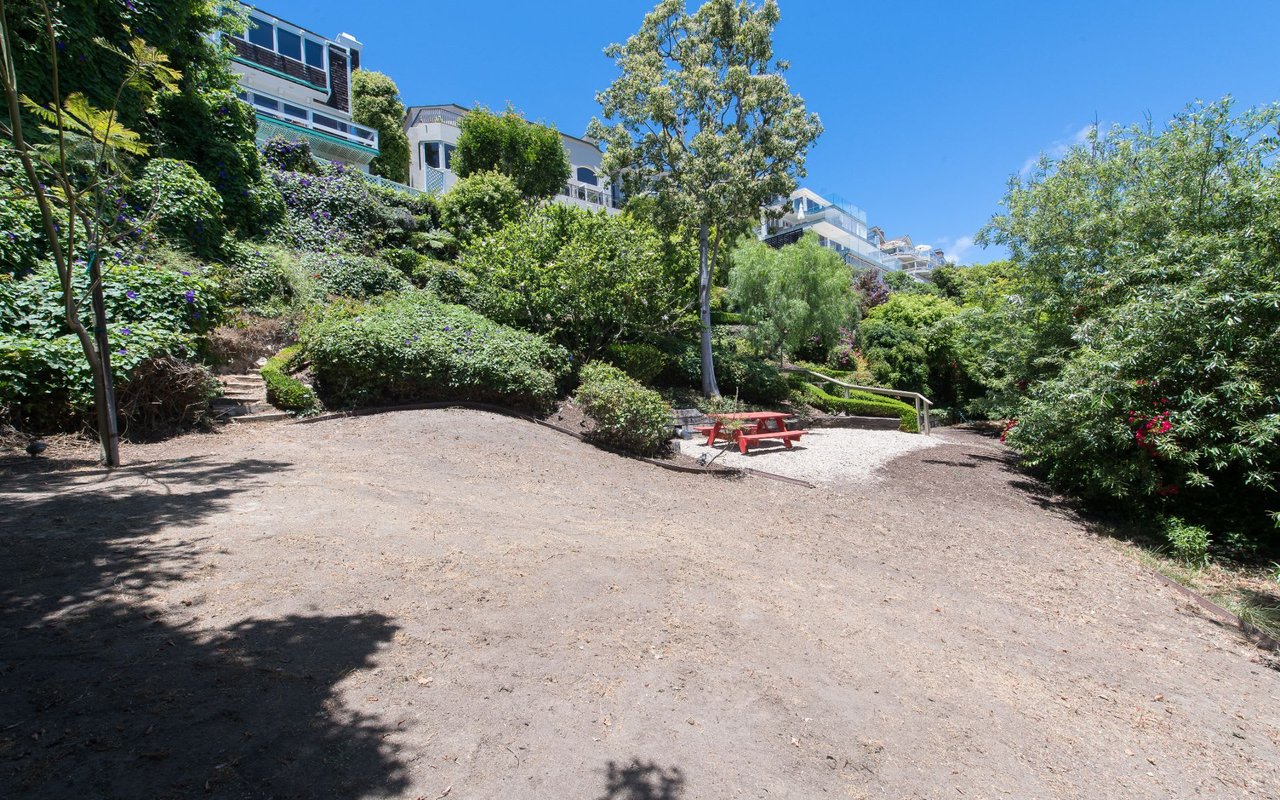 228 Hazel Dr