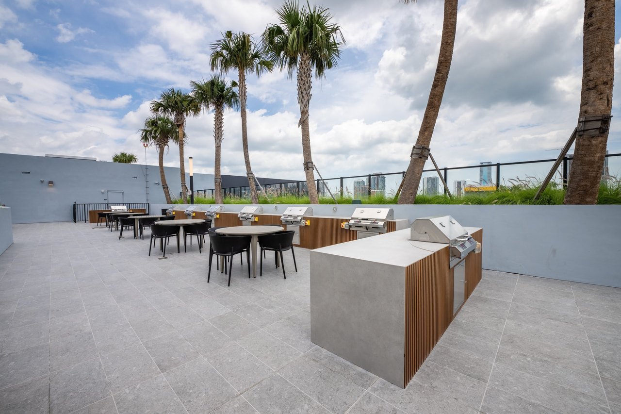 August 2024 - PMG and Greybrook Secure $178 Million in Construction Refinancing for Society Wynwood