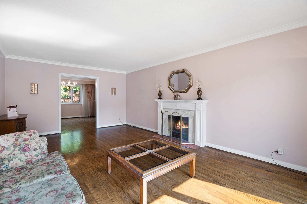 SOLD: Most Sought After St. Andrews Enclave