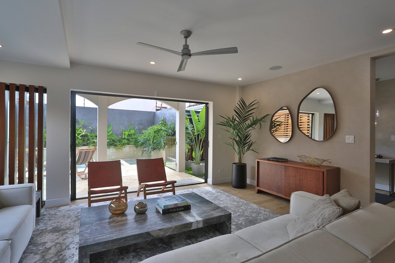 Remodeled Contemporary View Home, Escazu, San Jose