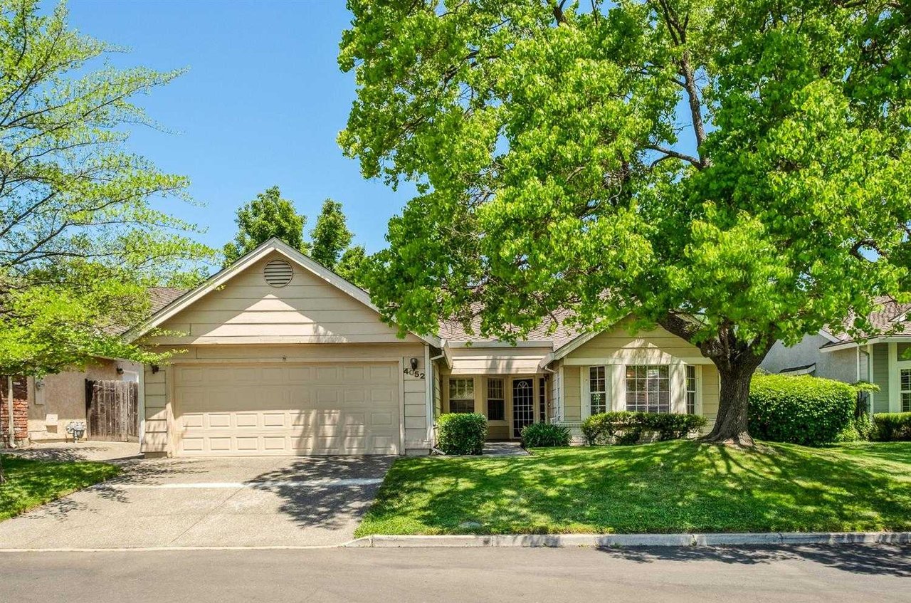 4052 Alex Lane