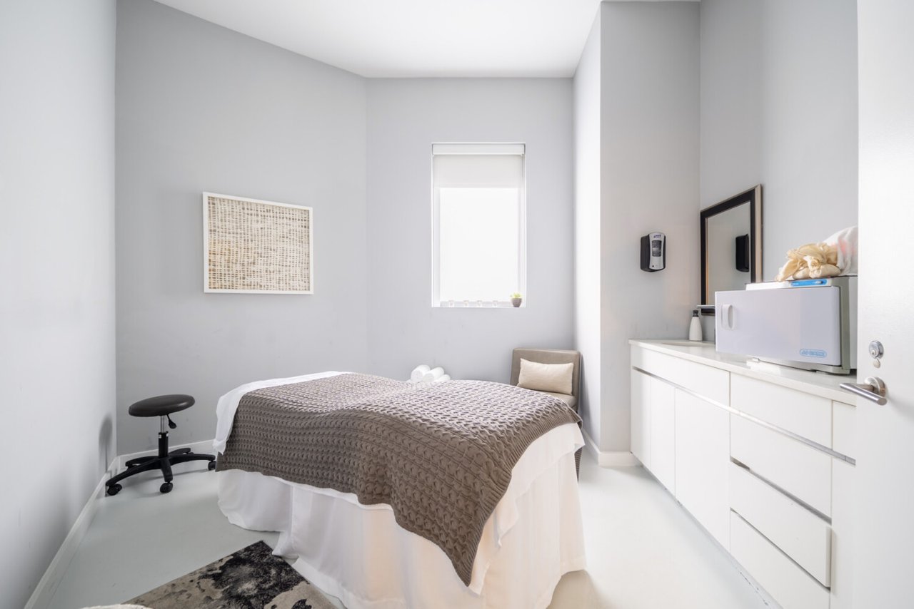550 West 54th Street, Apt 28L