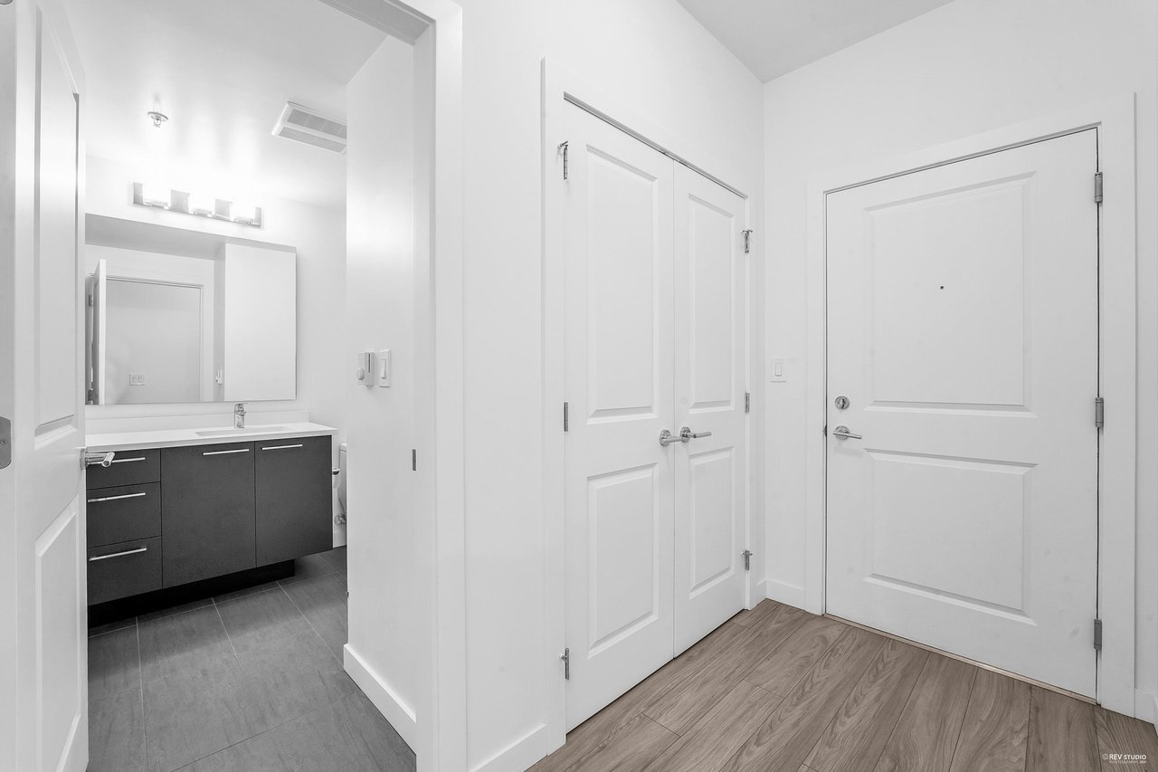 A304-20834 80 Ave