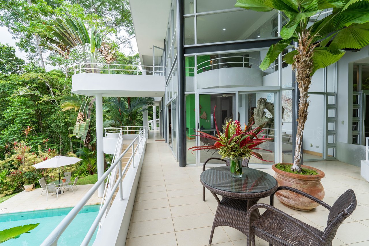 Modern Rainforest Estate, Manuel Antonio, Puntarenas