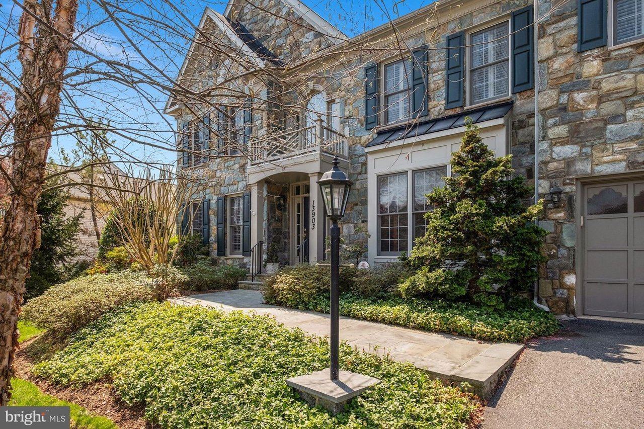 13903 Carlson Farm Dr