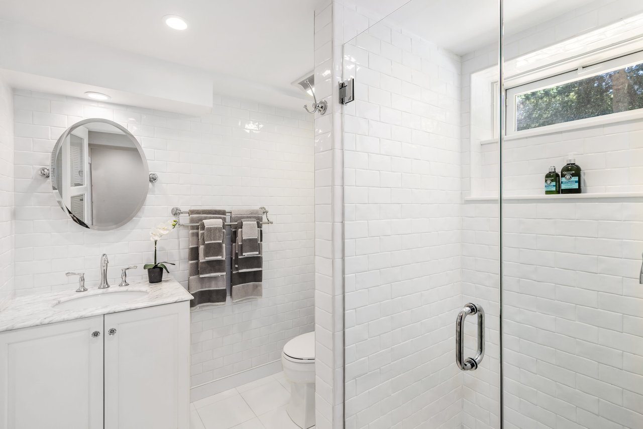 139 Meadows East