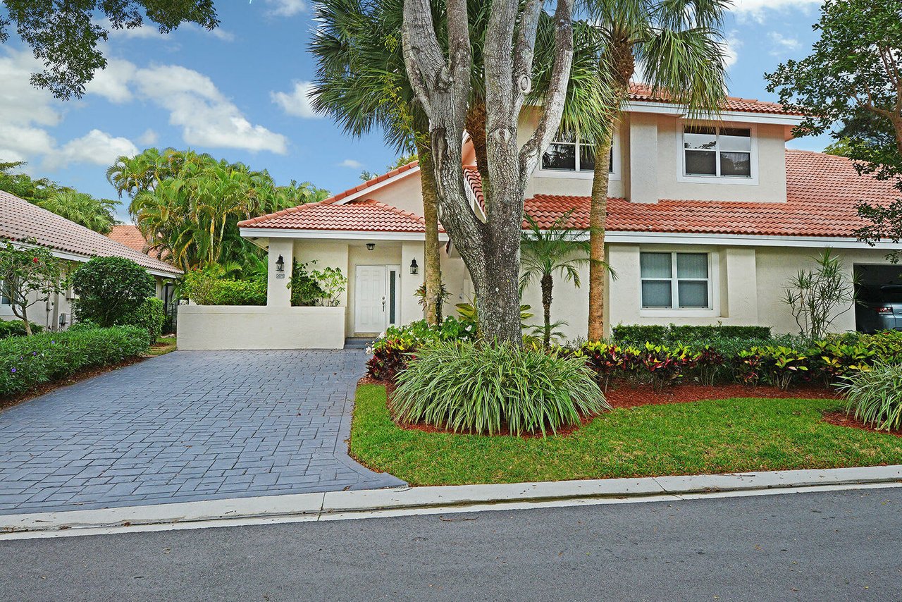 2075 NW 52nd St