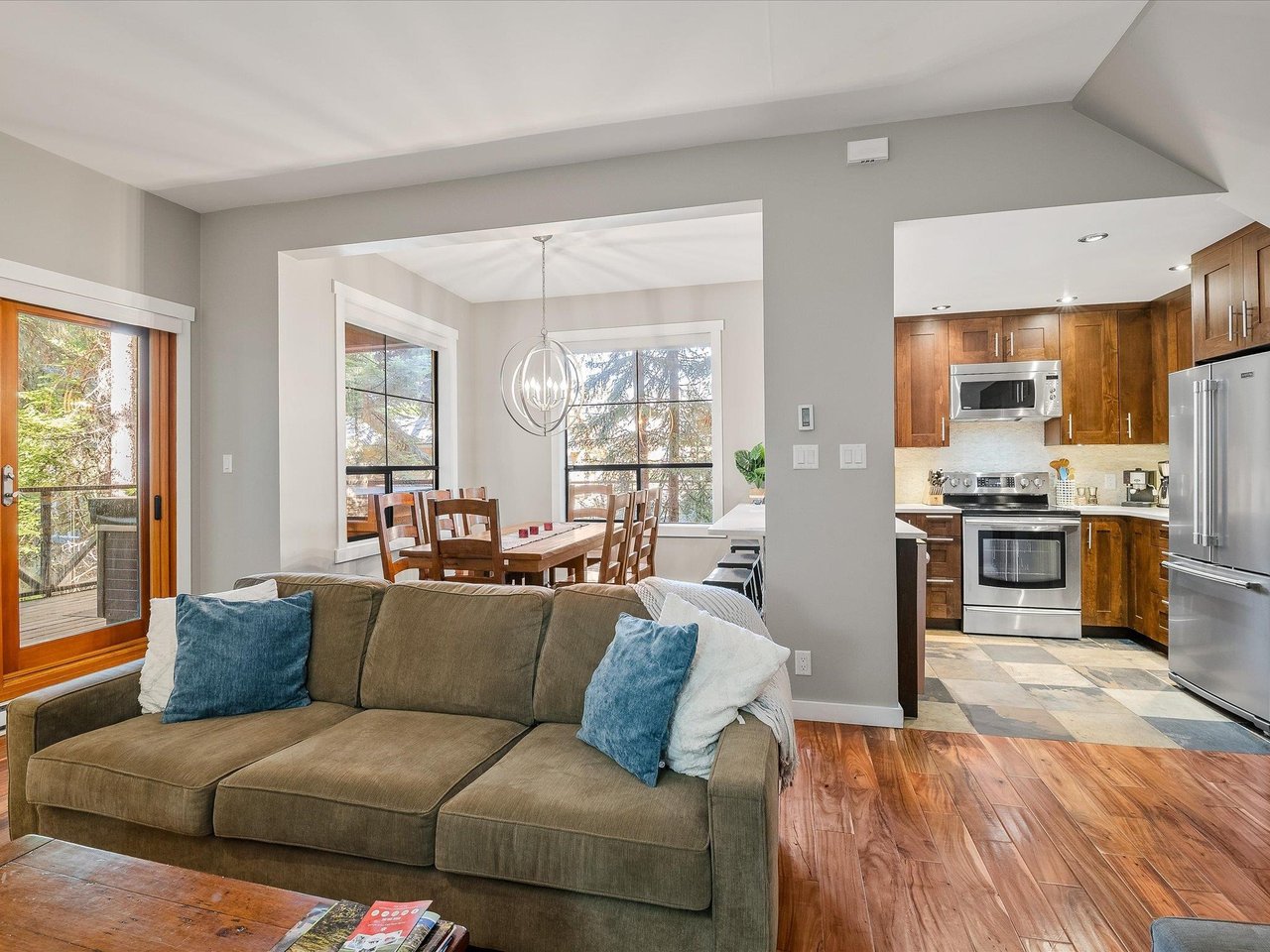 16-4873 Painted Cliff Road, Whistler