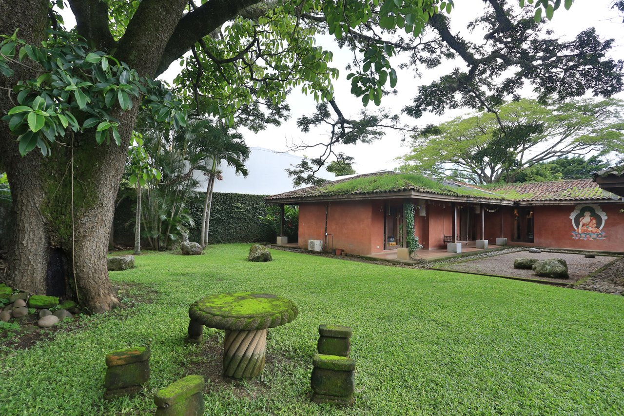 Asian Inspired Single Level Villa, Santa Ana, San Jose