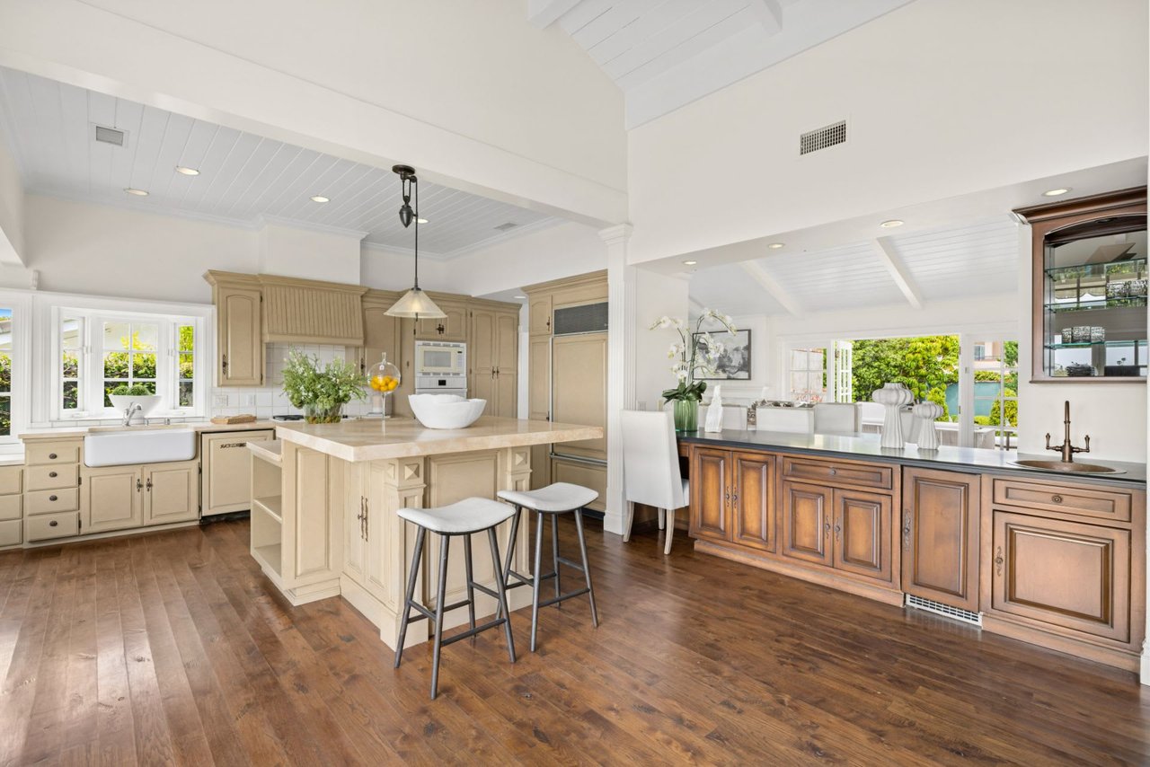 1425 Keel Drive