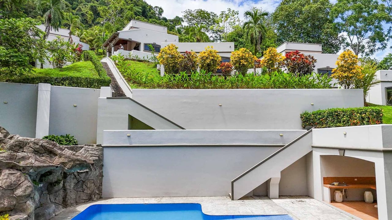 Secure Gated Villa Community, Ojochal, Puntarenas