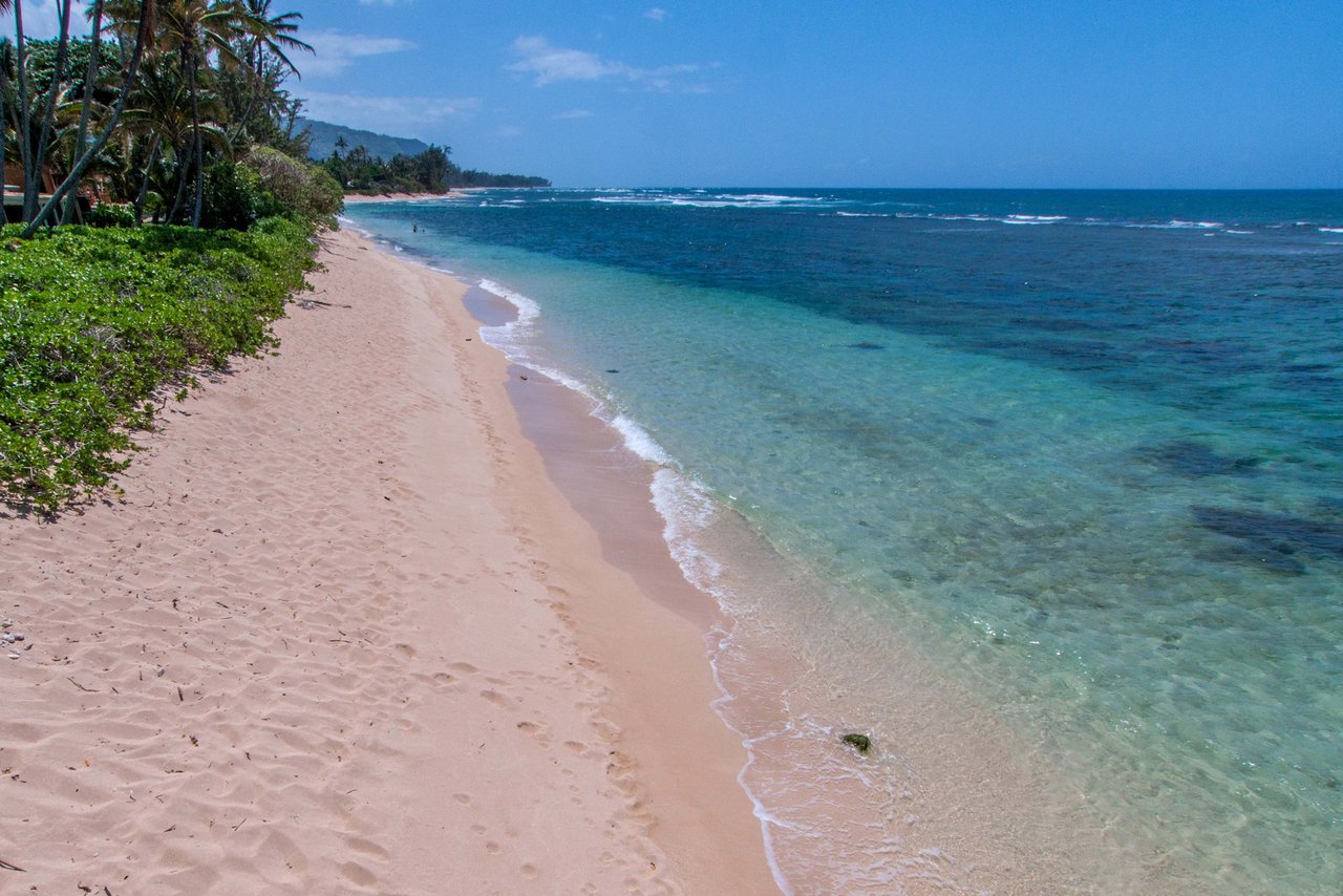 Modern Mokuleia Beachfront