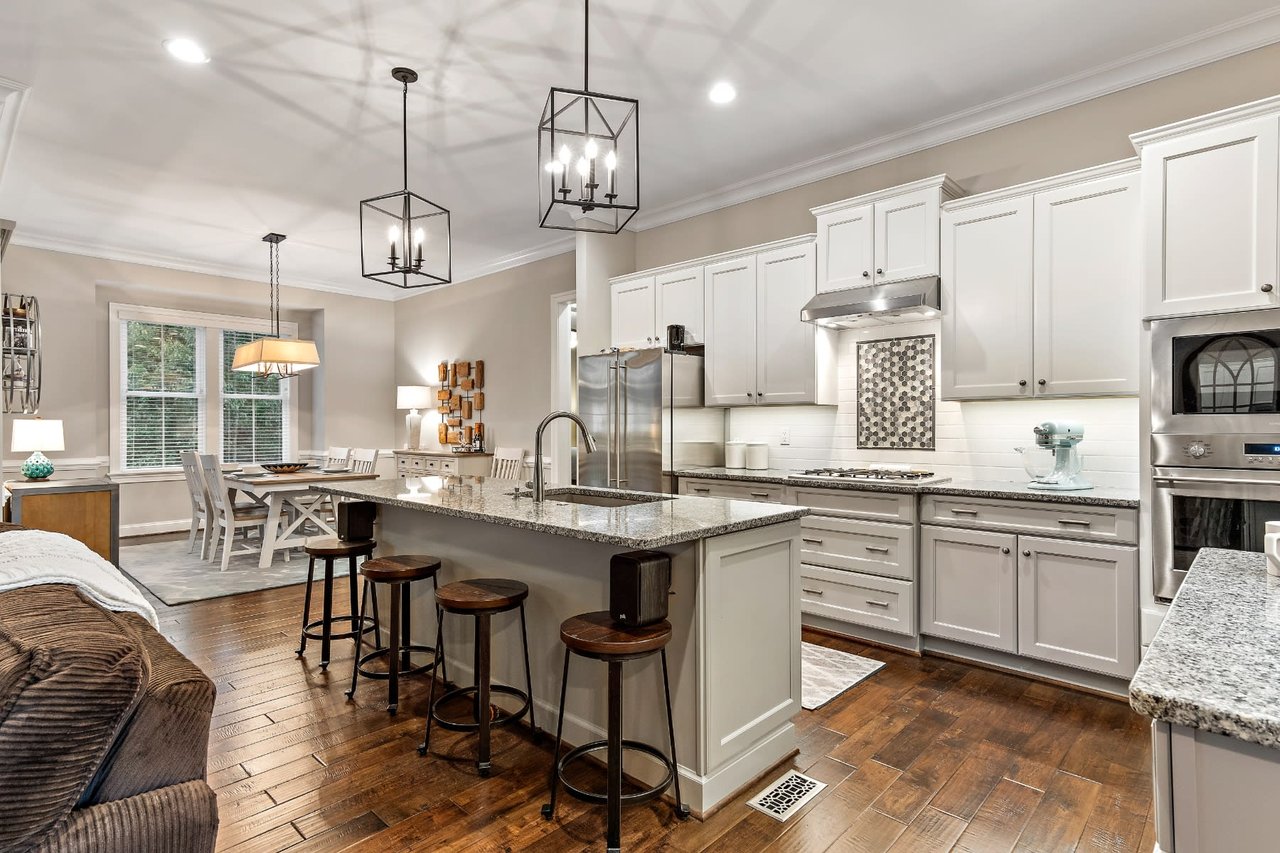 1400 Ascot Hill Terrace