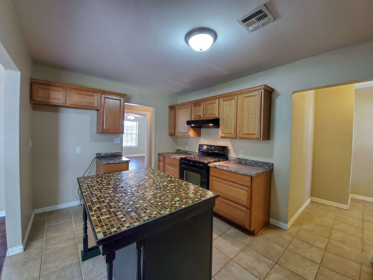 1620 N Market 