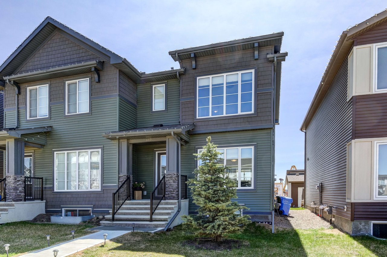 887 Carrington Boulevard NW