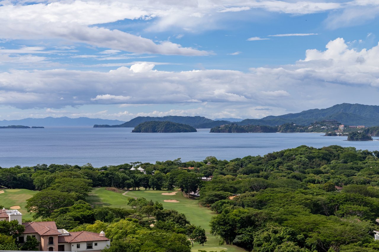 Ocean View Luxury Condo, Conchal, Guanacaste