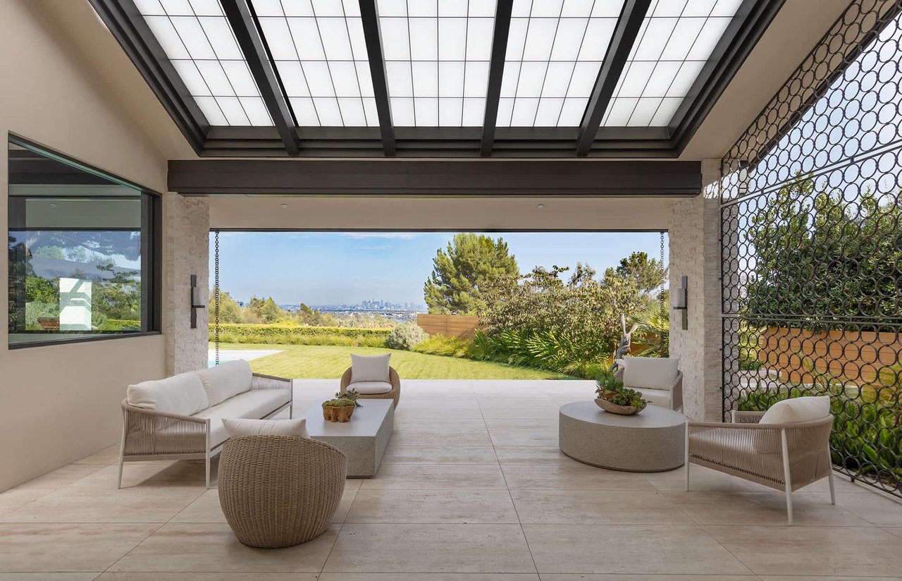 984 N Alpine Dr, Beverly Hills