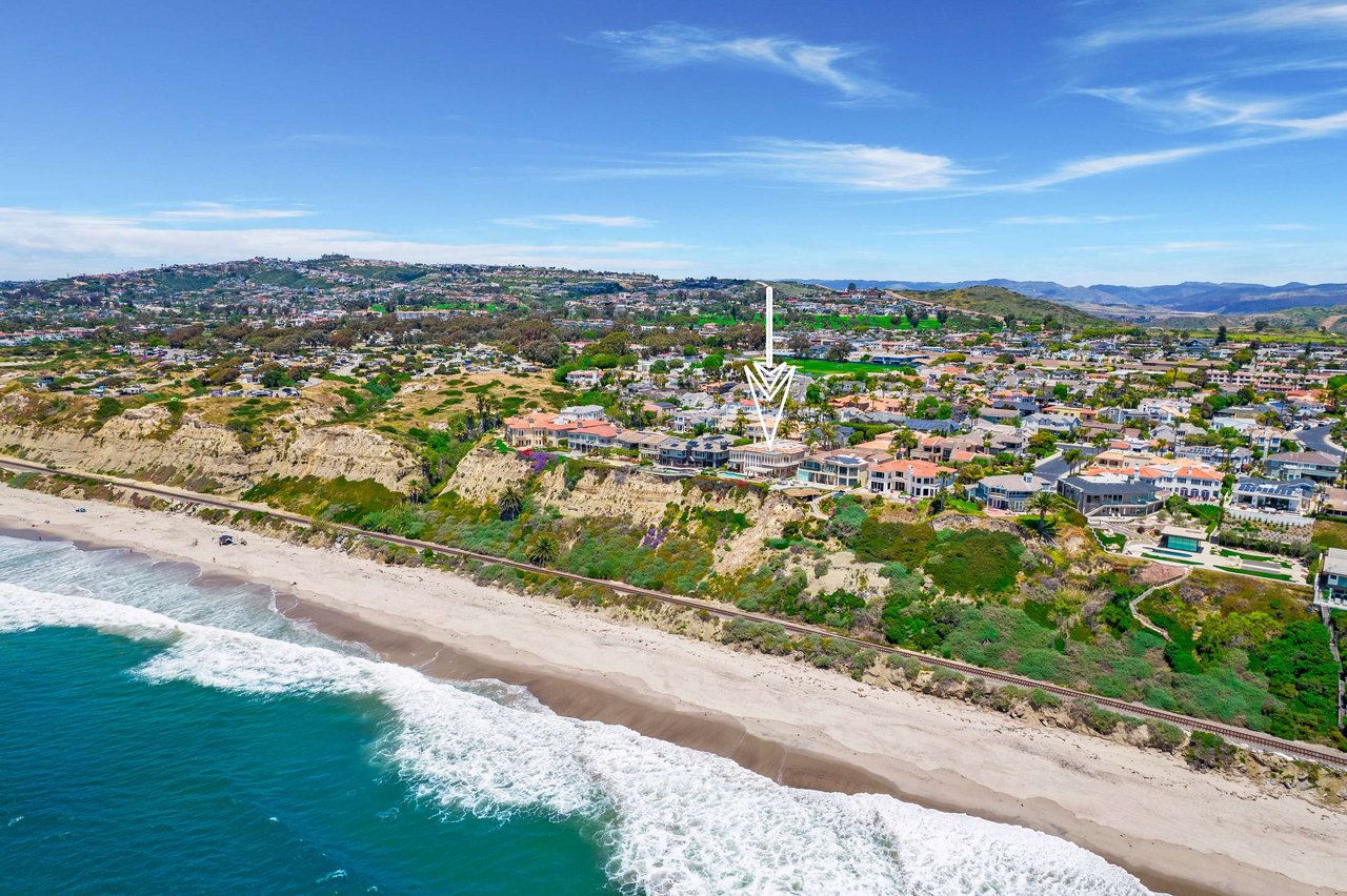 Bluff Front Ocean View Estate