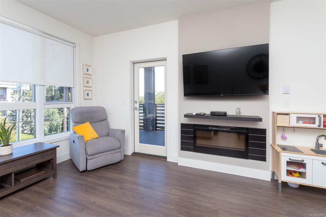 302-317 Burnside Rd
