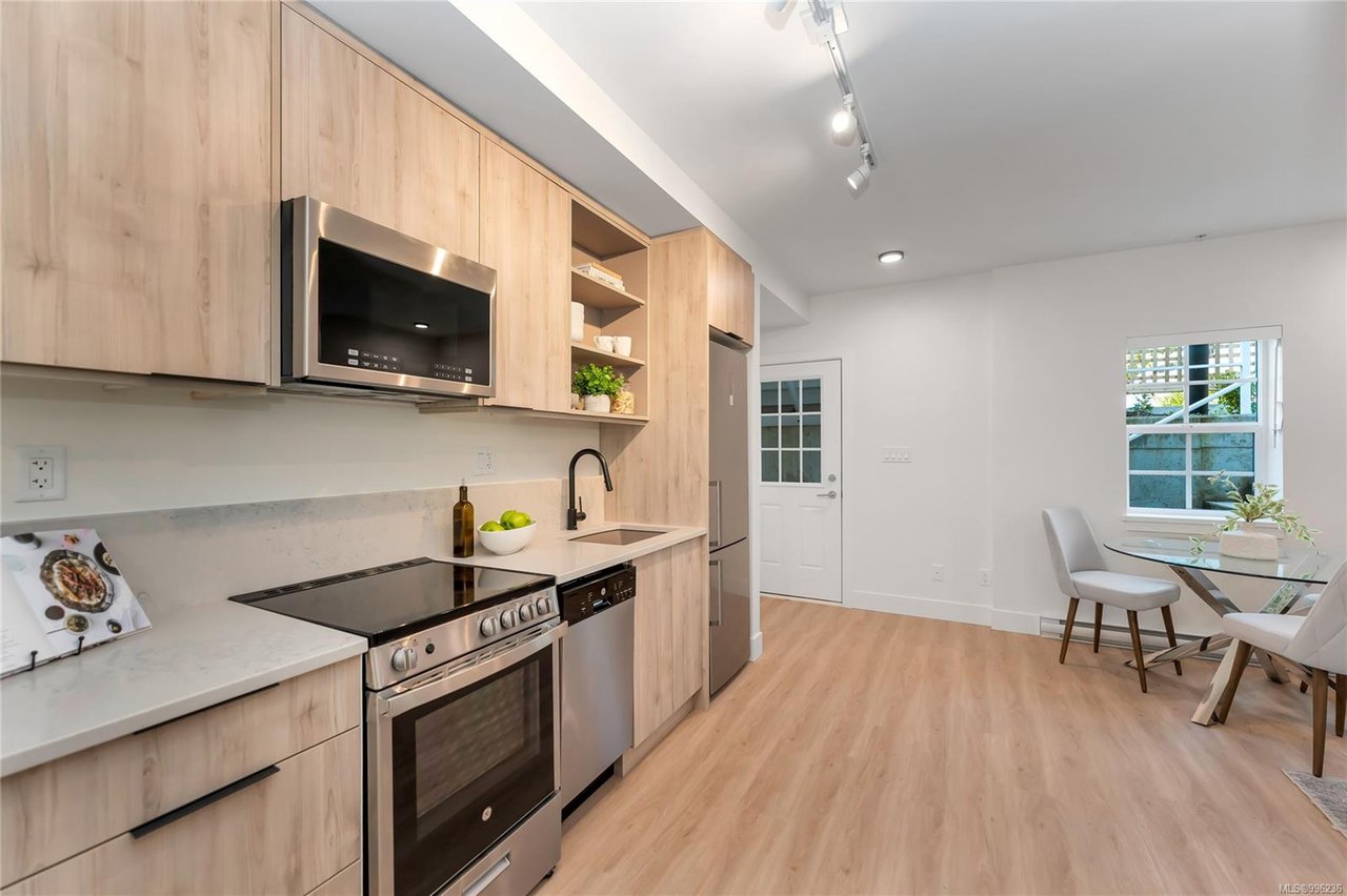 101 C-1224 Richardson St, Victoria
