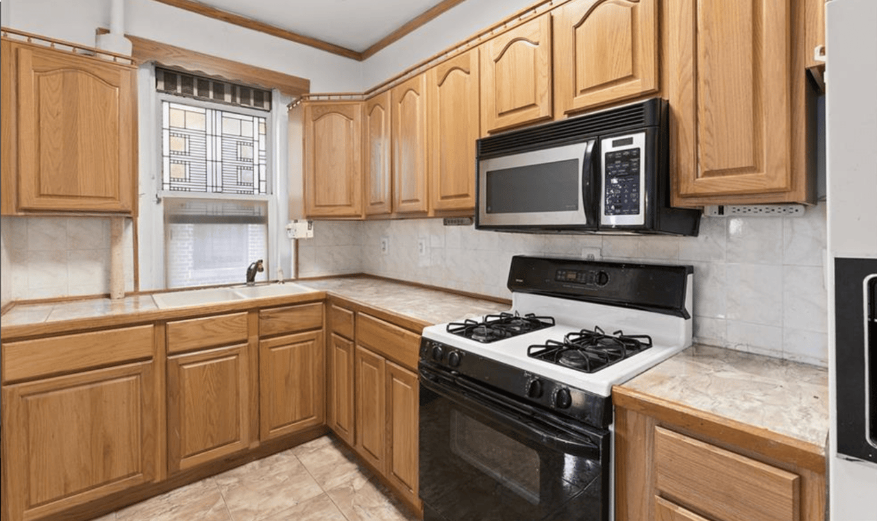 840 Saint Marks Ave, Apt 3D