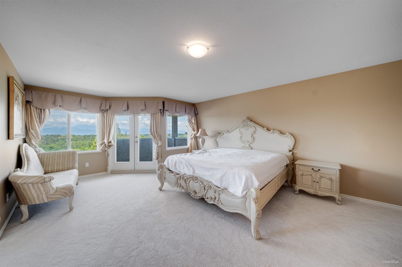 16495 111 Ave