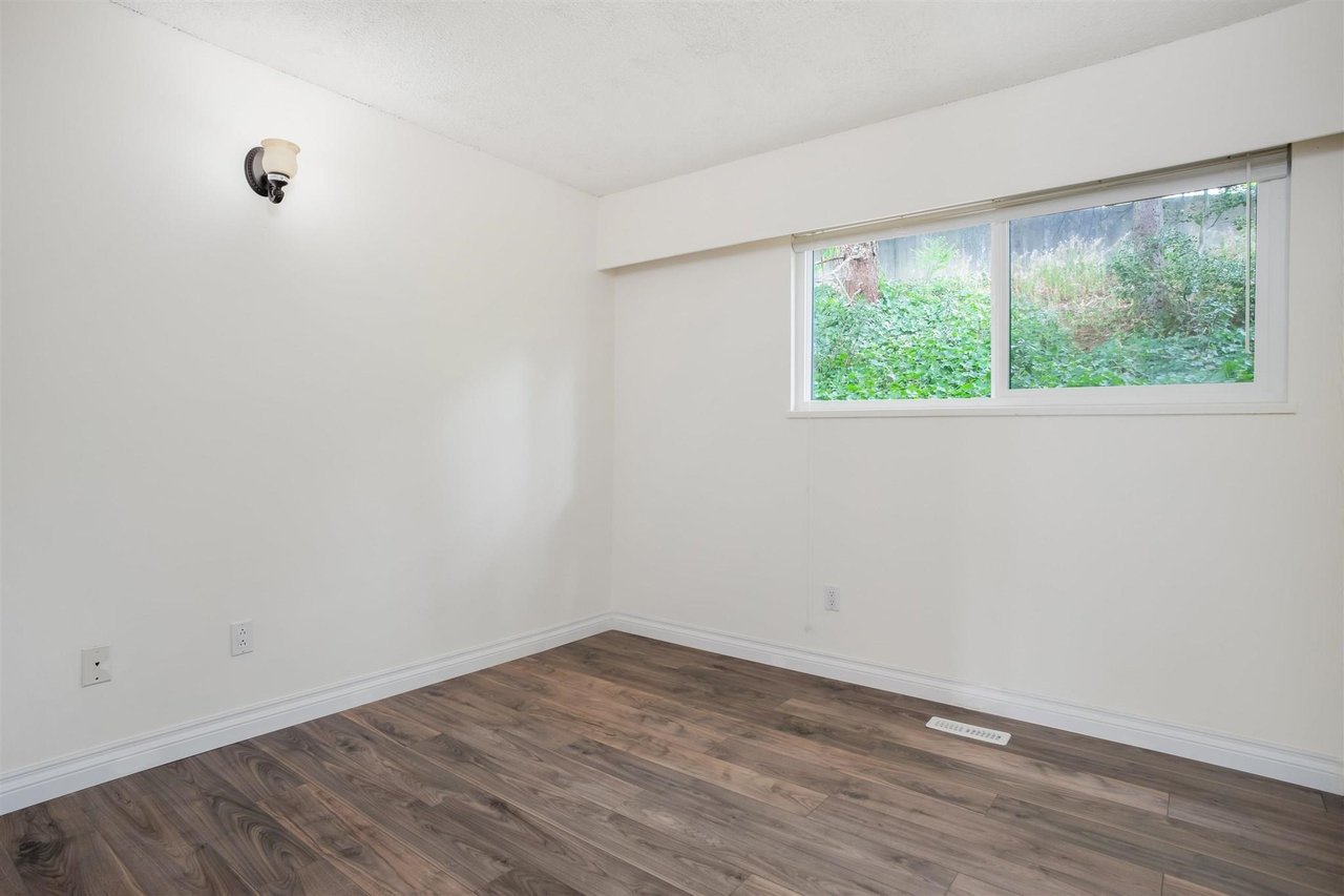 1015 Old Lillooet Rd